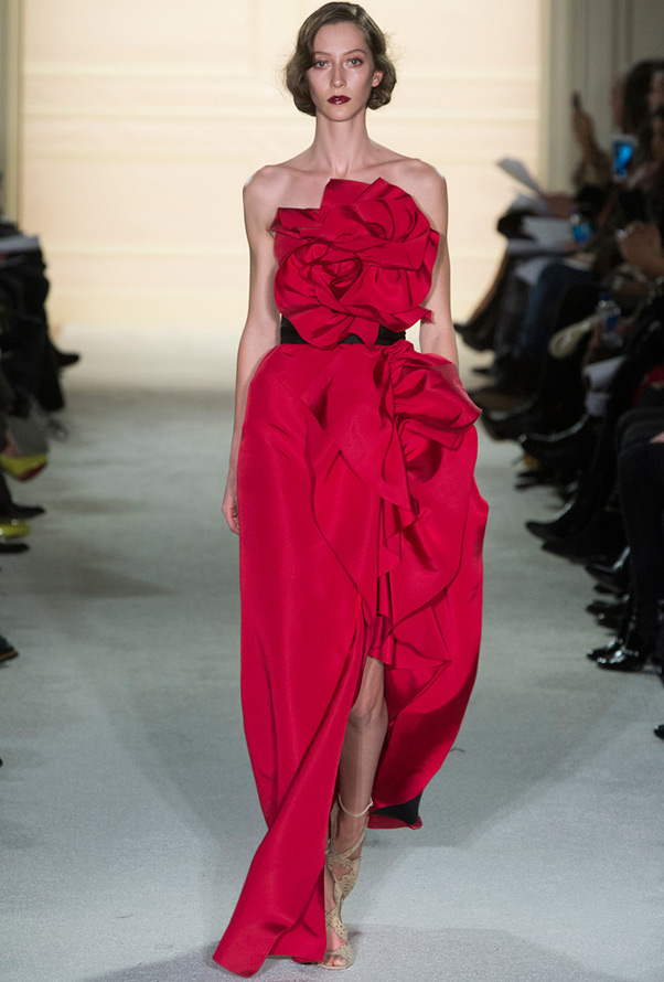 Robe longue rouge pour le nouvel an