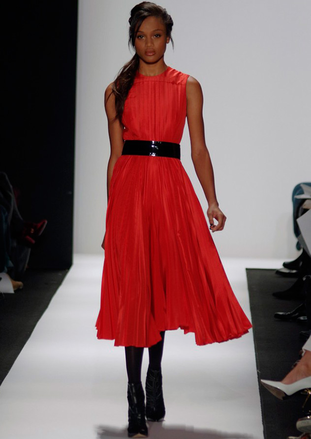 30 robes rouges pour le nouvel an