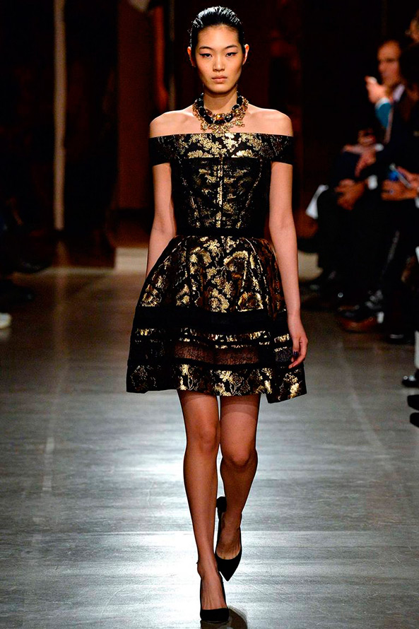 Robe élégante pour le nouvel an