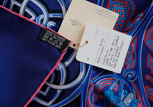 Comparez les prix des écharpes et châles à la mode