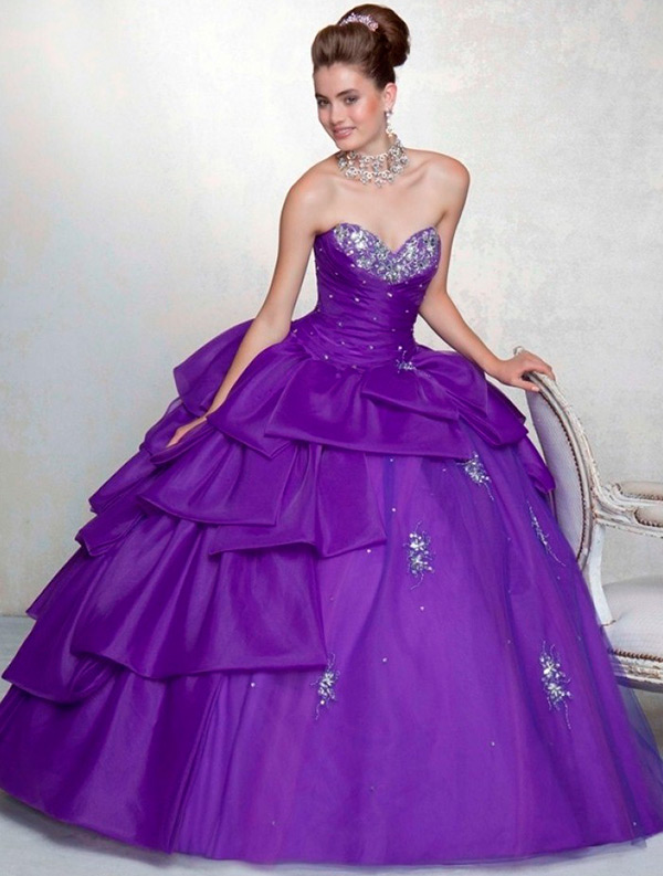 Robe de mariée violette