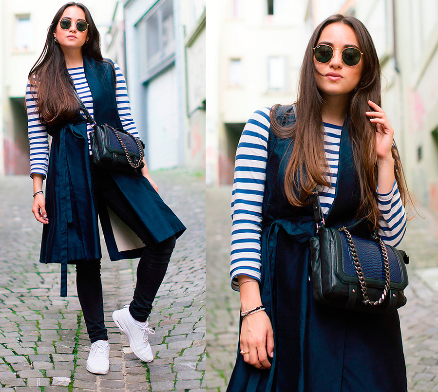 Une image dans un style nautique