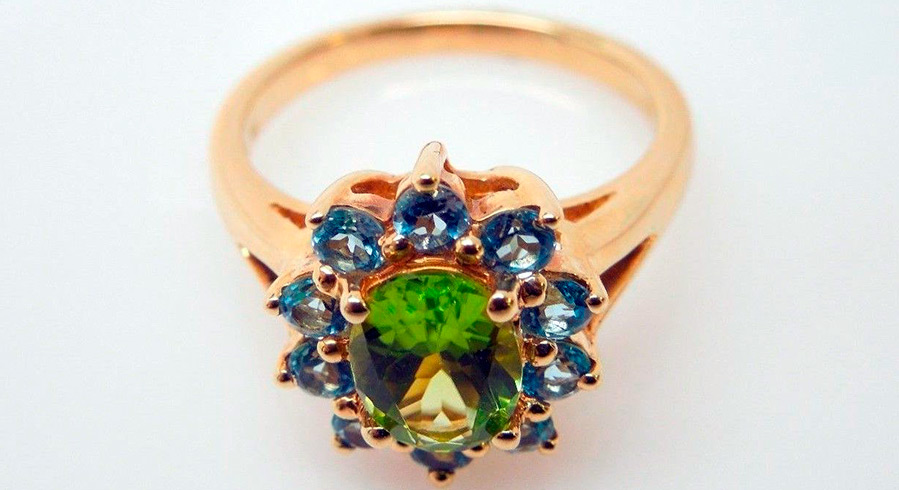 À propos de l'histoire et des propriétés de la pierre chrysolite