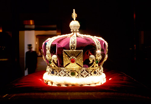 Quand est-il approprié de porter un diadème ou une couronne ?