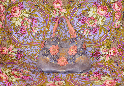 Combinaison de fleurs dans les accessoires de mode