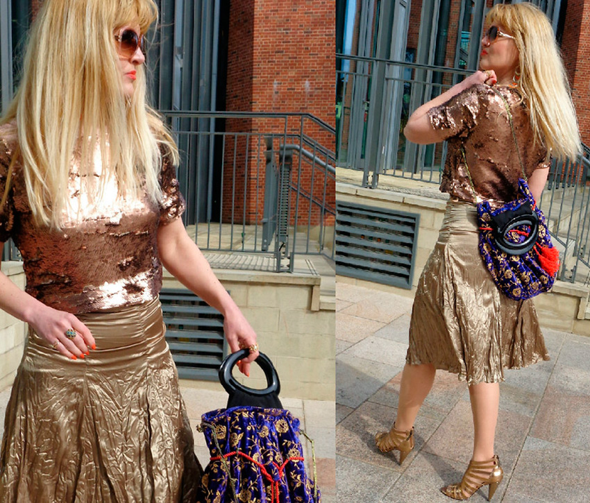 vêtements et accessoires brillants