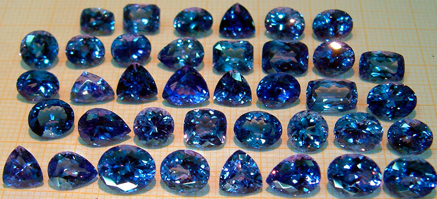 Pierre de tanzanite