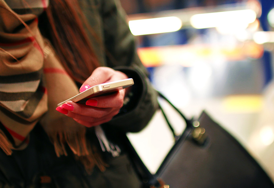 acheter des vêtements et accessoires depuis un smartphone