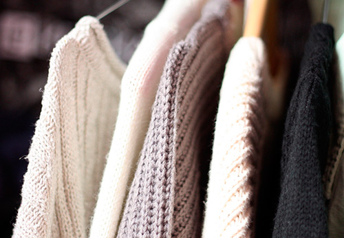 Pull femme à la mode 2025-2026 - les meilleurs modèles