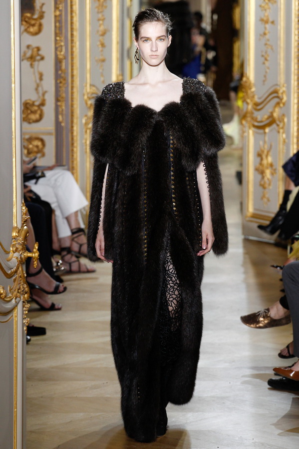 Manteau de fourrure femme 2025-2026