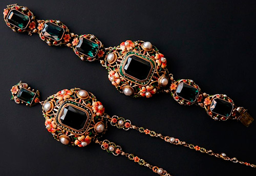 Comment sont fabriqués les bijoux en émail