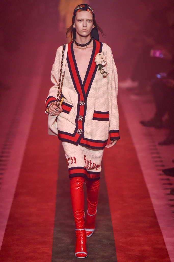 Vêtements et accessoires à la mode pour femmes Gucci printemps-été 2026