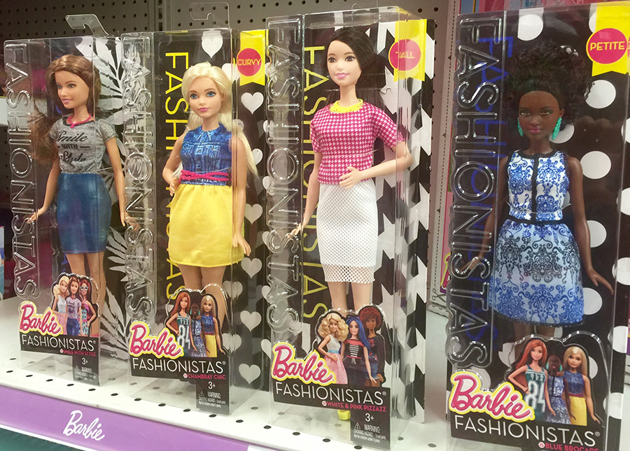 Comment une poupée Barbie influence les tendances de la mode