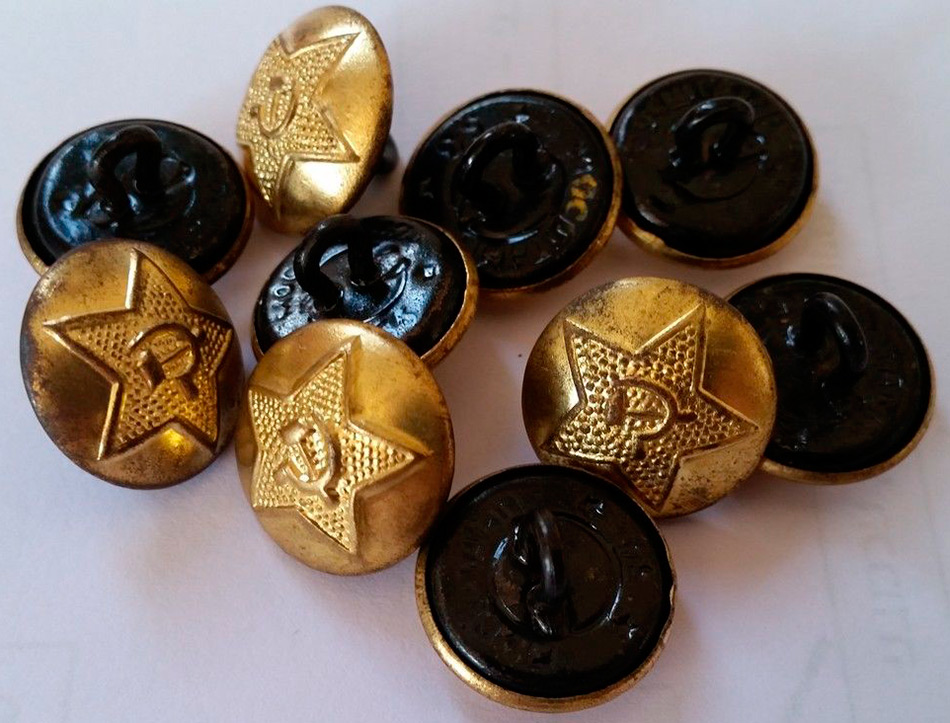 Boutons Militaires Vintage