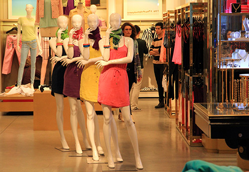 9 astuces pour nous inciter à acheter plus