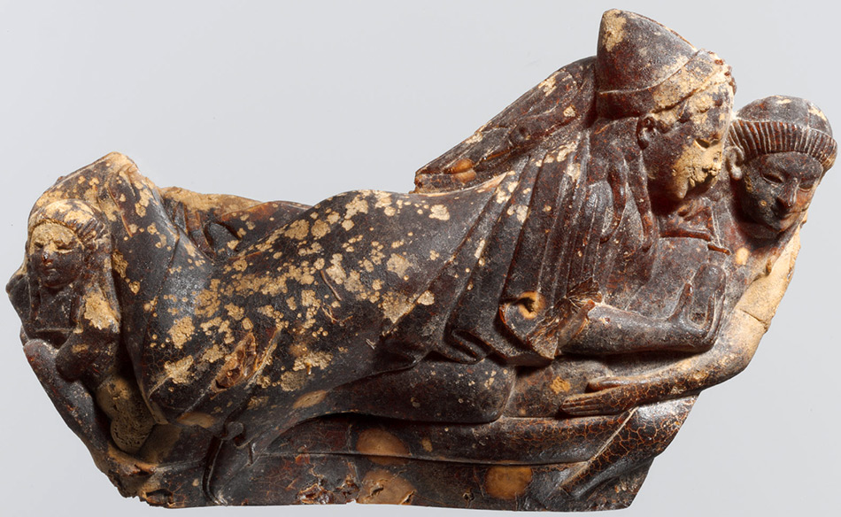 Figurine ancienne en ambre