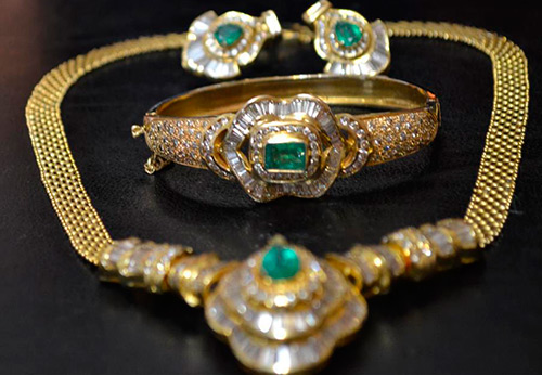 Comment assortir correctement les bijoux