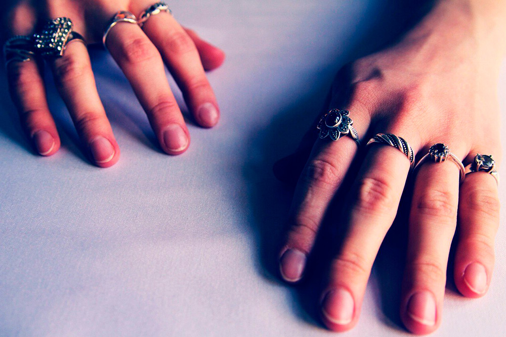 Comment assortir les bijoux