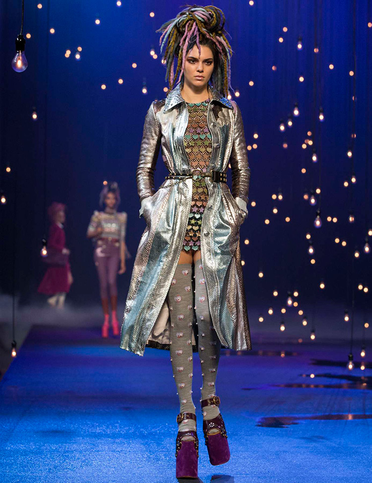 Kendall Jenner sur le podium