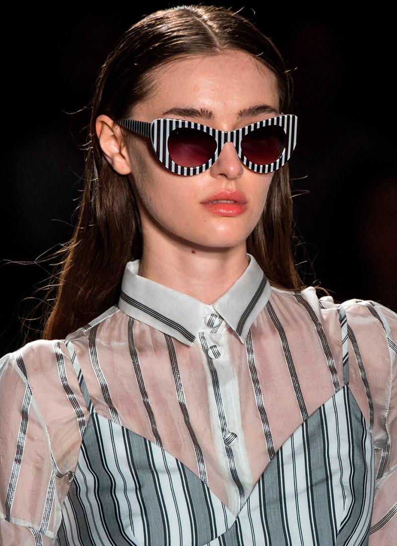 lunettes de soleil rayées 2026