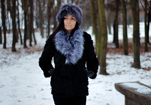 Quels chapeaux les blogueuses mode portent-elles cette saison ?