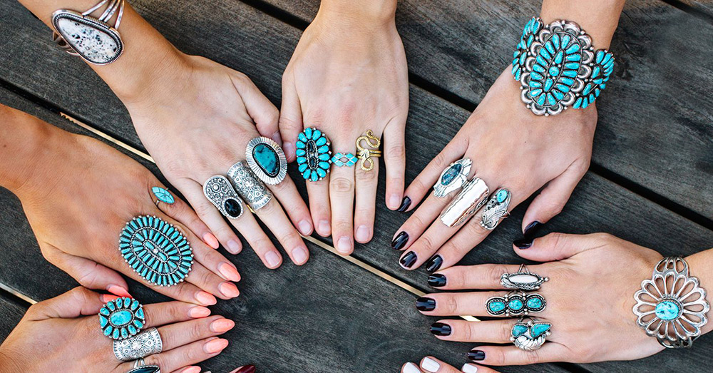 Bagues et bracelets bohèmes