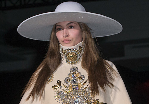 Chapeaux pour femmes - les meilleurs modèles 2025-2026