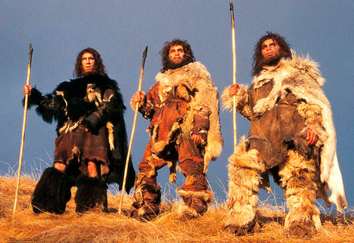 Vêtements et apparence des peuples primitifs