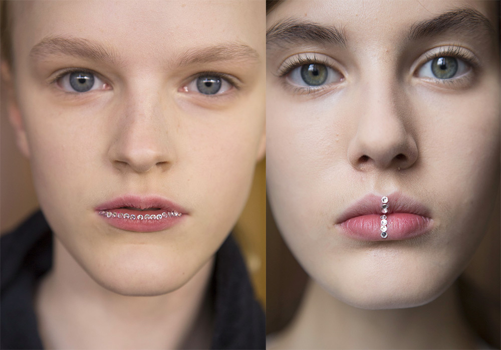 Maquillage à la mode avec des strass sur les lèvres