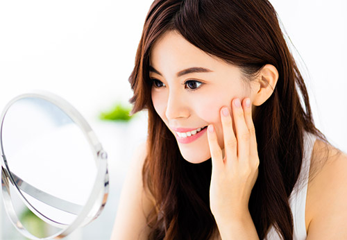 Crème et sérum Neotone pour les taches de vieillesse