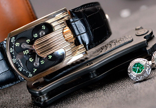 Quels bijoux les hommes élégants et qui réussissent choisissent-ils?