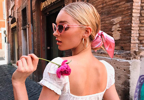 La belle mannequin Elsa Hosk