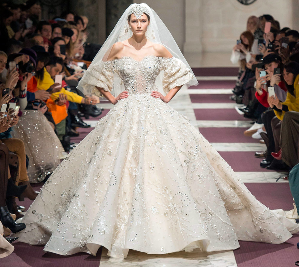 Robe avec une jupe ample