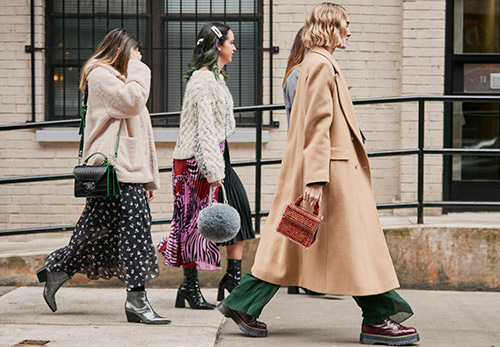 Ce que portent les invités à la Fashion Week de New York 2025-2026