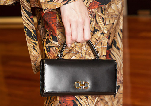 Les très petits sacs sont la tendance pour les micro-sacs