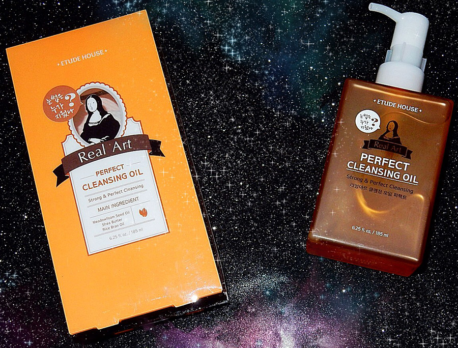 Comment les Coréens utilisent-ils l'huile hydrophile pour nettoyer leur visage ?