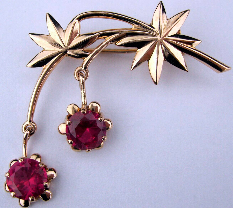 Broche en or de l'URSS