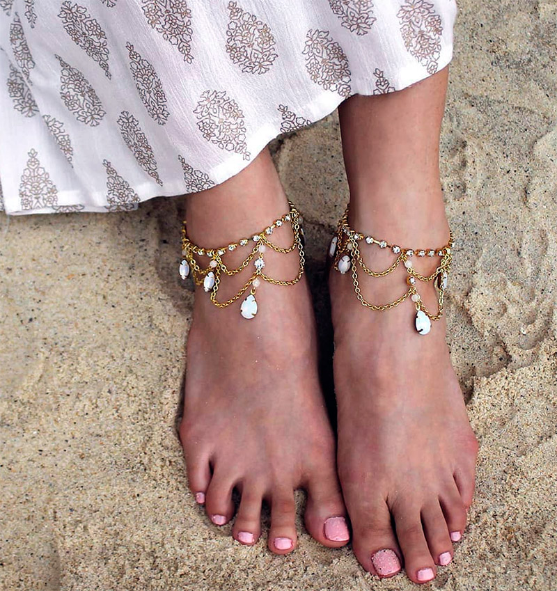 Bracelets sur la jambe