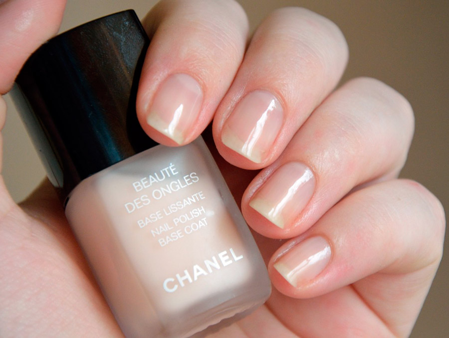 Manucure scolaire pour ongles courts