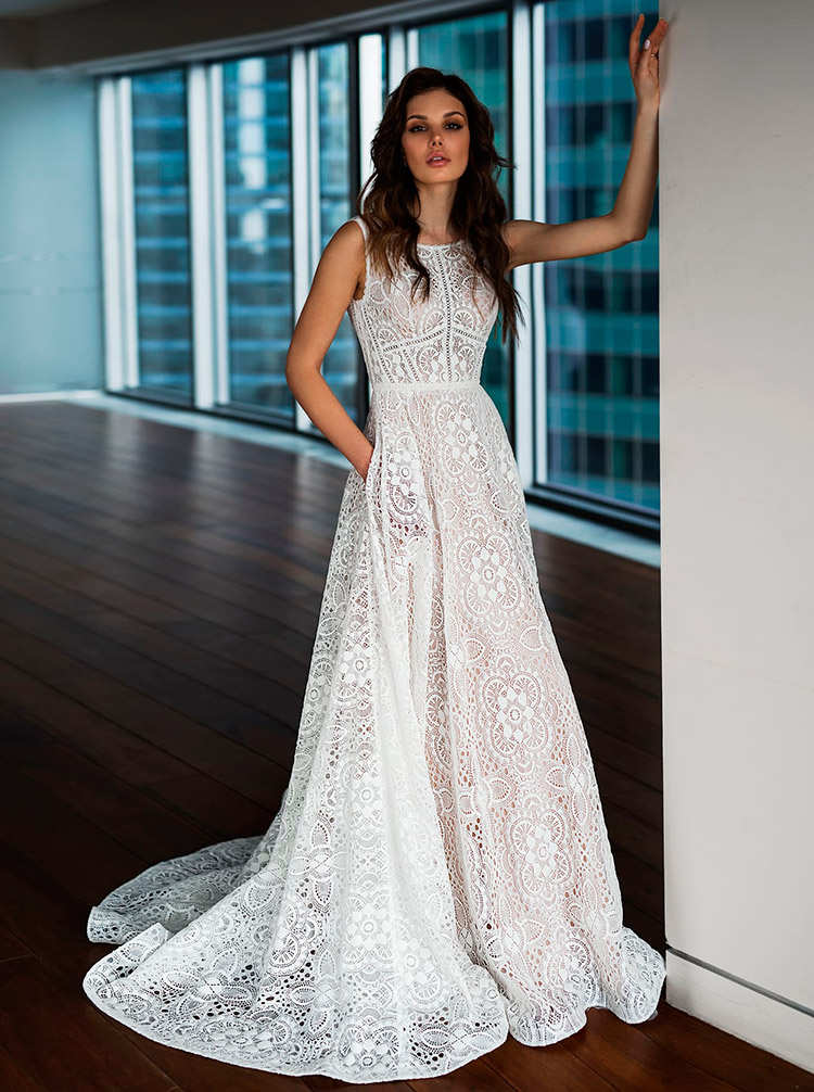 Belles robes en dentelle