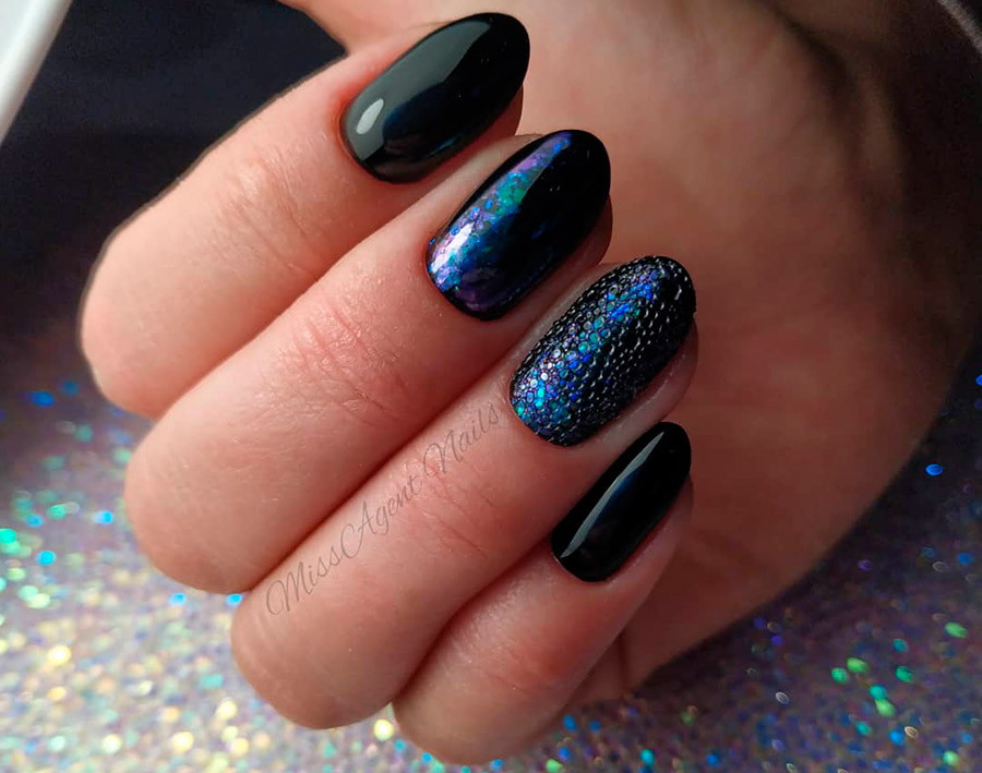 Conception d'ongles noirs