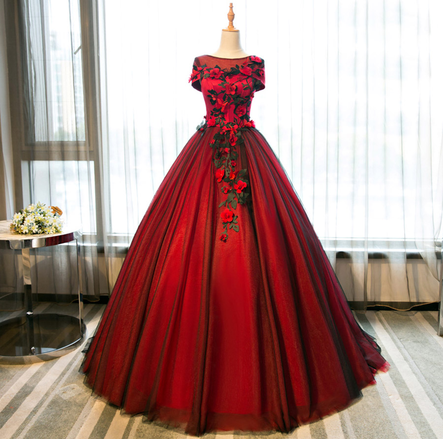 Robe bouffante rouge