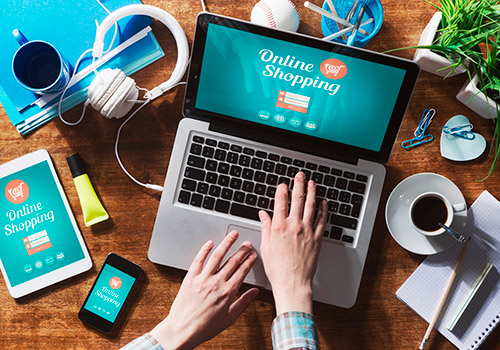 Comment acheter des vêtements dans les magasins en ligne pour tout s'adapter