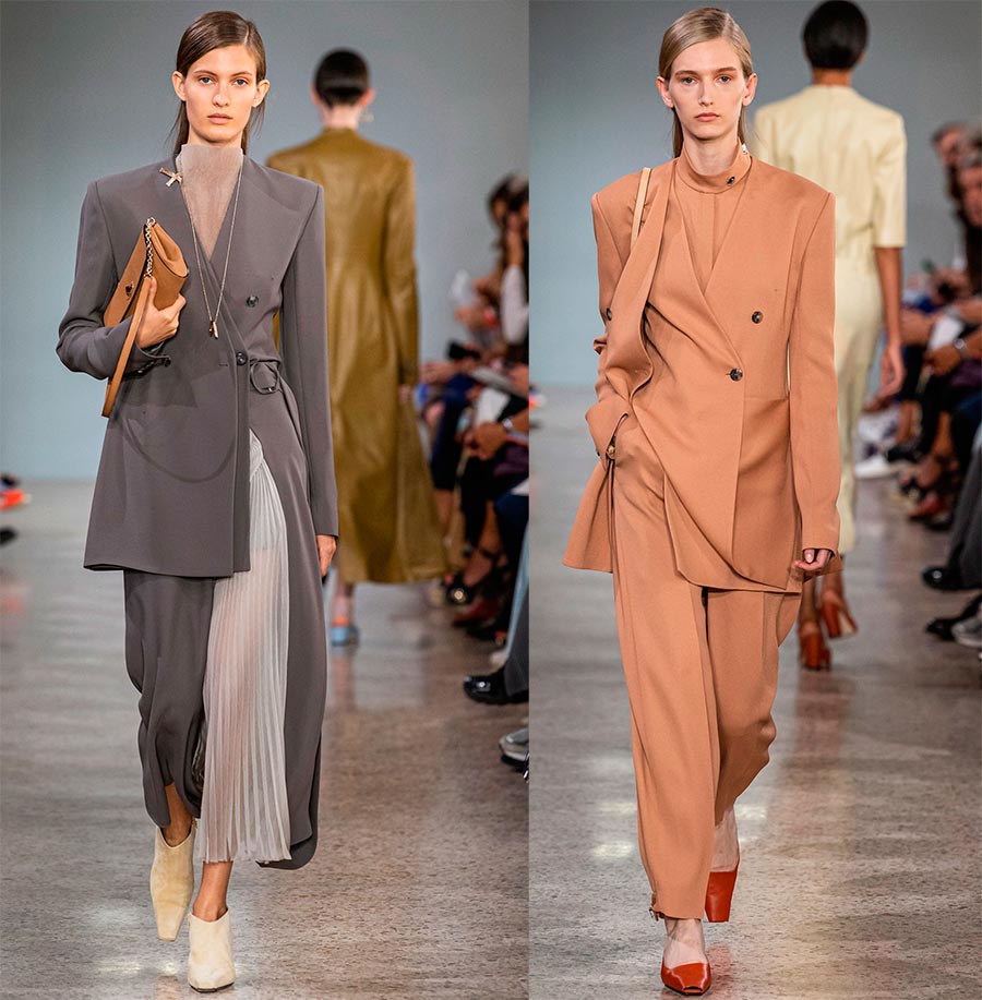 Beaux costumes pour femmes