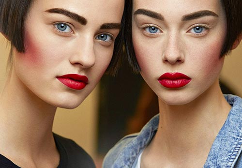 Maquillage mode des années 90 : idées et astuces photo