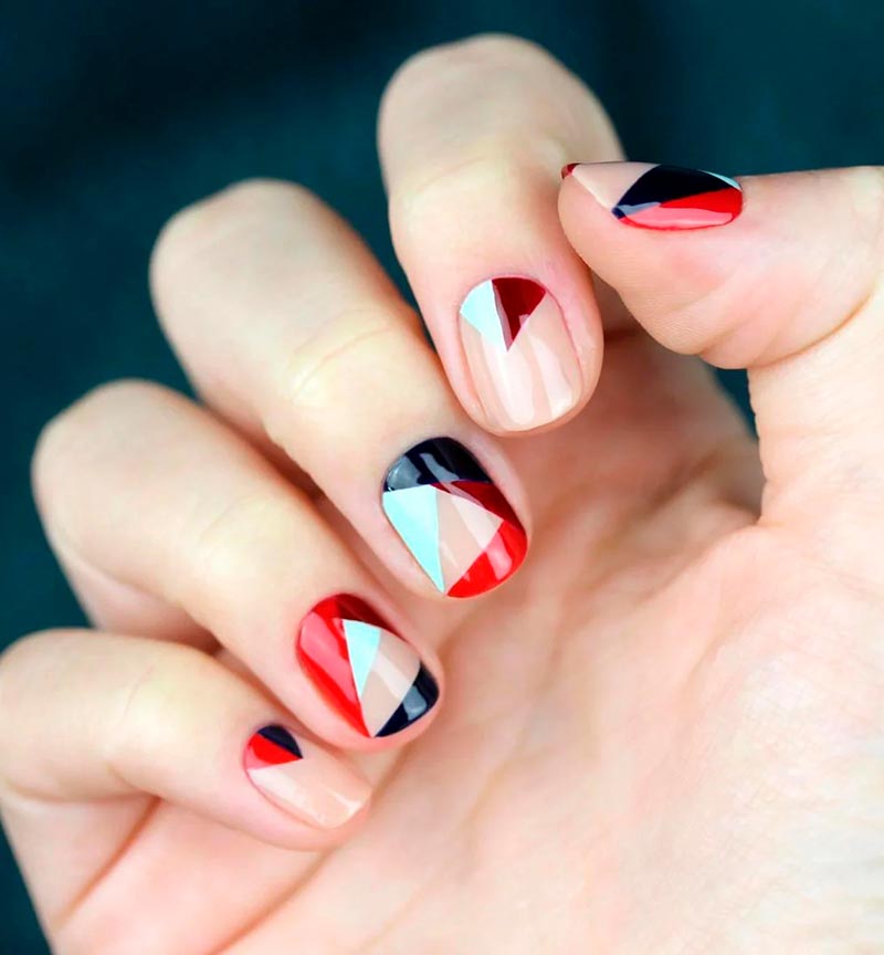 Géométrie manucure 2026