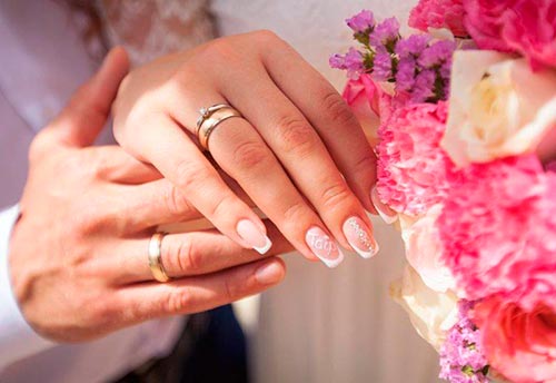 Manucure de mariage : idées et tendances-2020