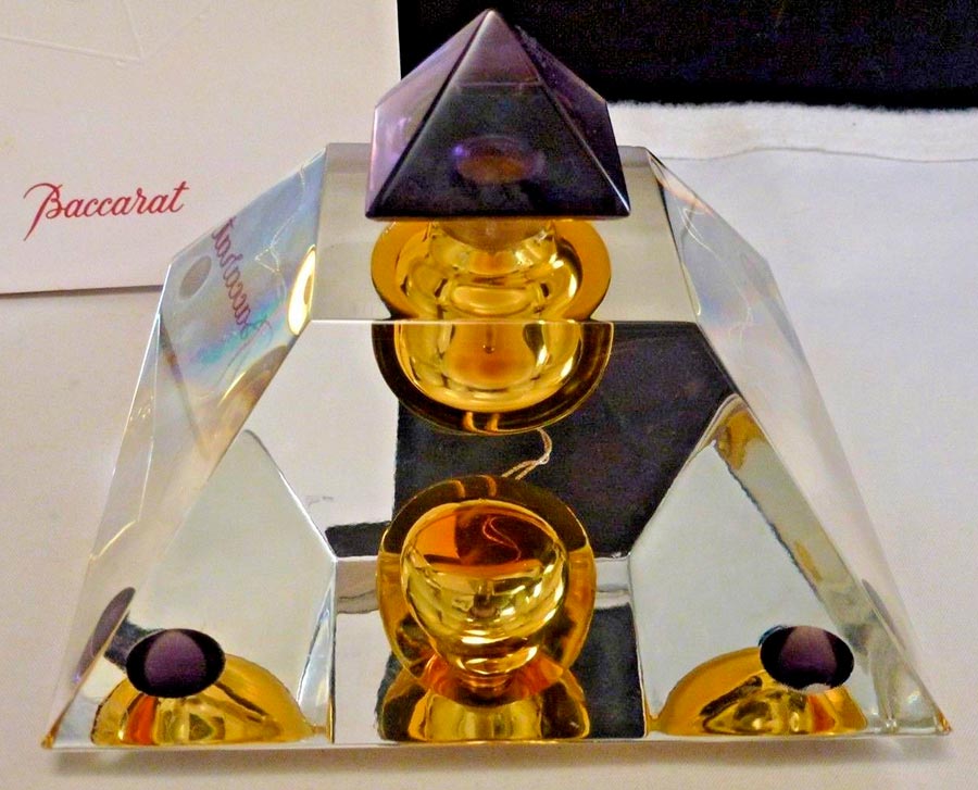 Le parfum le plus cher pour les femmes - TOP-7 parfums