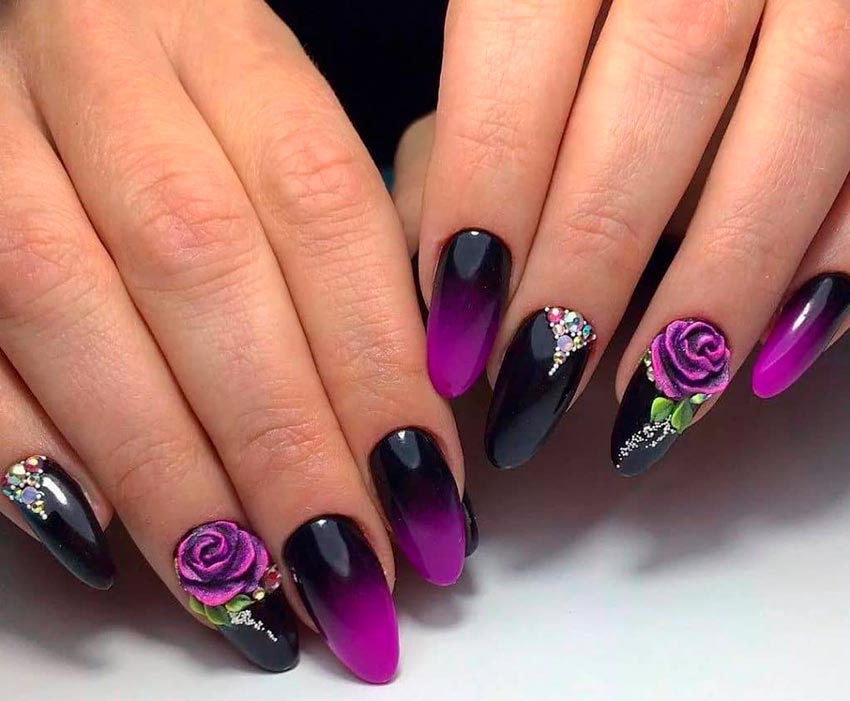 Conception d'ongles avec des fleurs