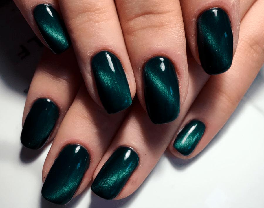 Manucure oeil de chat